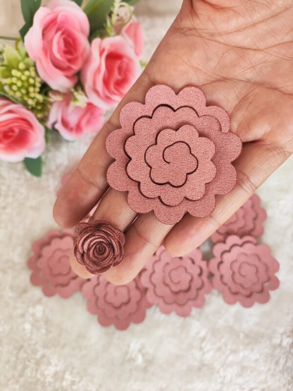Aplique de Rosas <br>5,5 x 5,3 cm - Unidade <br> - Image 9